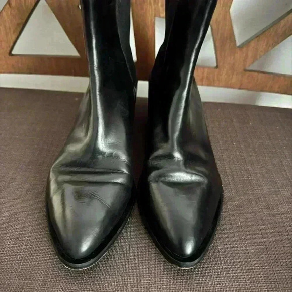 Vince black leather ankle boots used like a new Size 8 - Picture 8 of 12